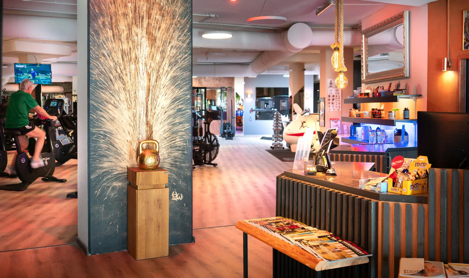 Shop- und Empfangsbereich im Active City Krems
